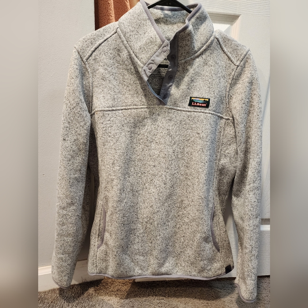 L.L Bean Pullover Three Quarter Snap Neck Sweatshirt with Pockets Medium Regular